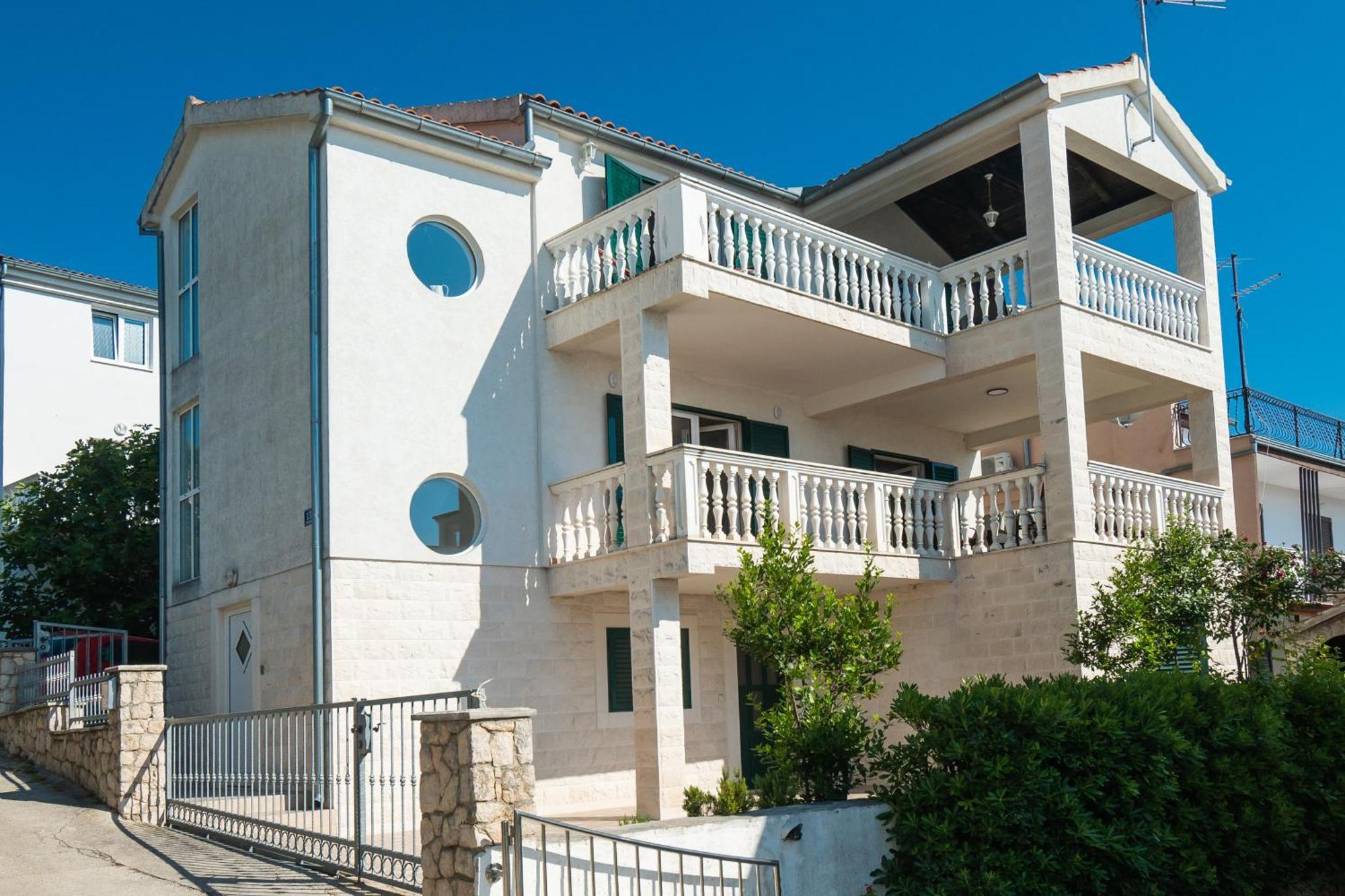 Rimagis Apartments Zaboric Eksteriør bilde