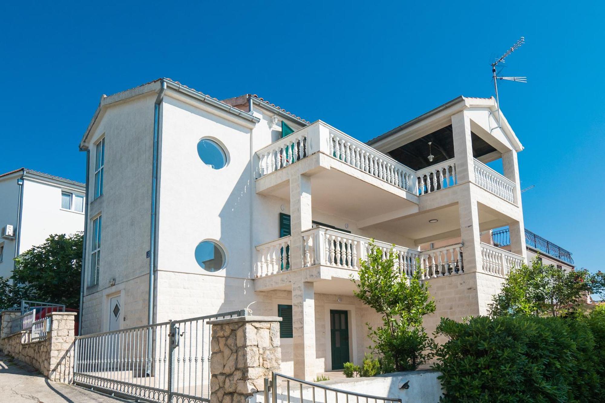 Rimagis Apartments Zaboric Eksteriør bilde