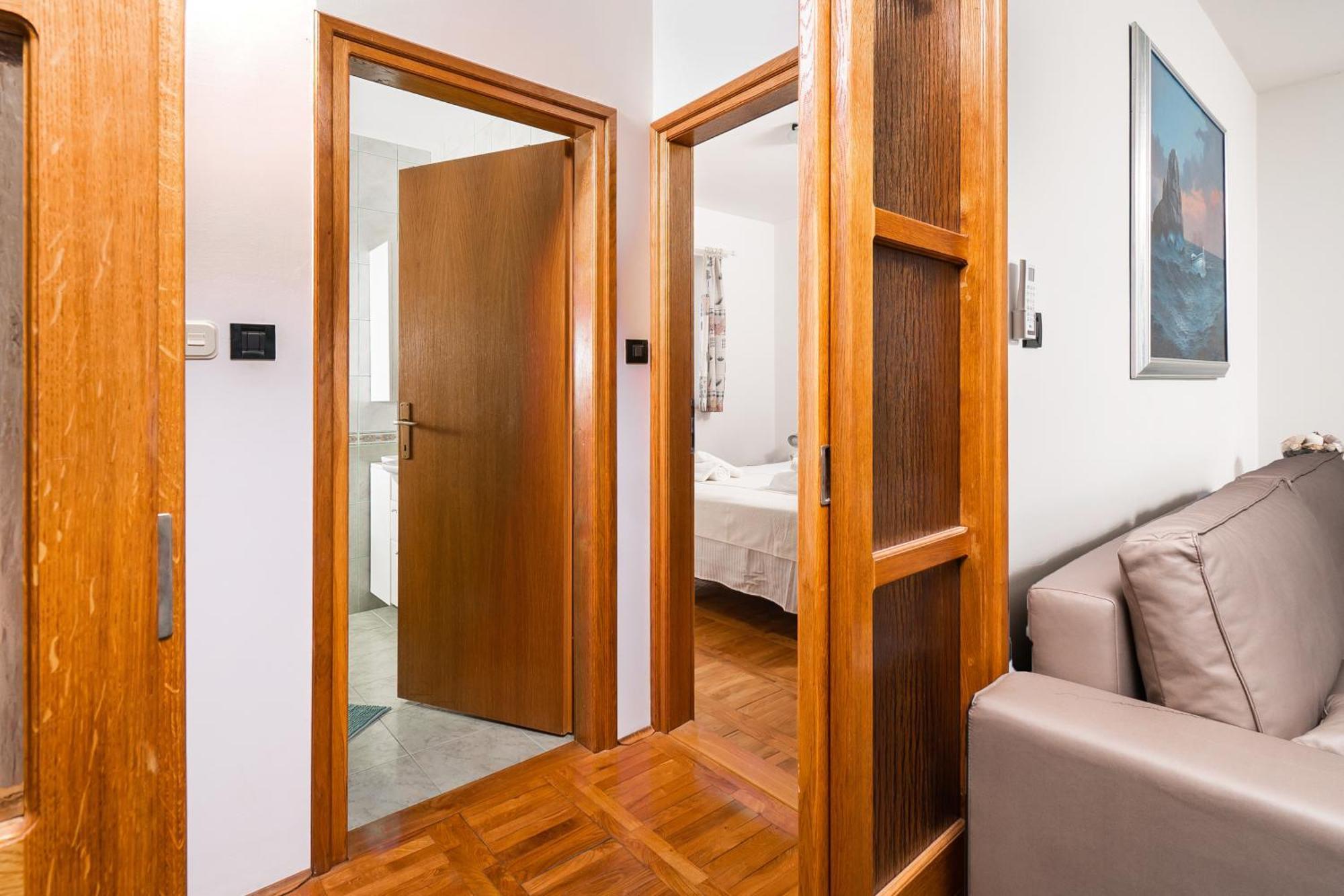Rimagis Apartments Zaboric Eksteriør bilde